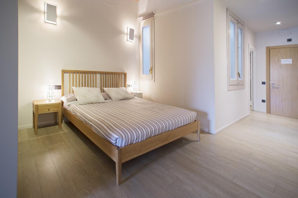 Barcelona Inloft Apartment Ngoại thất bức ảnh